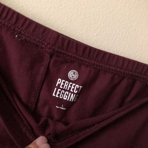 So Pants - 🌸SO Perfect Leggings in Maroon So Pants - 🌸SO Perfect Leggings in Maroon